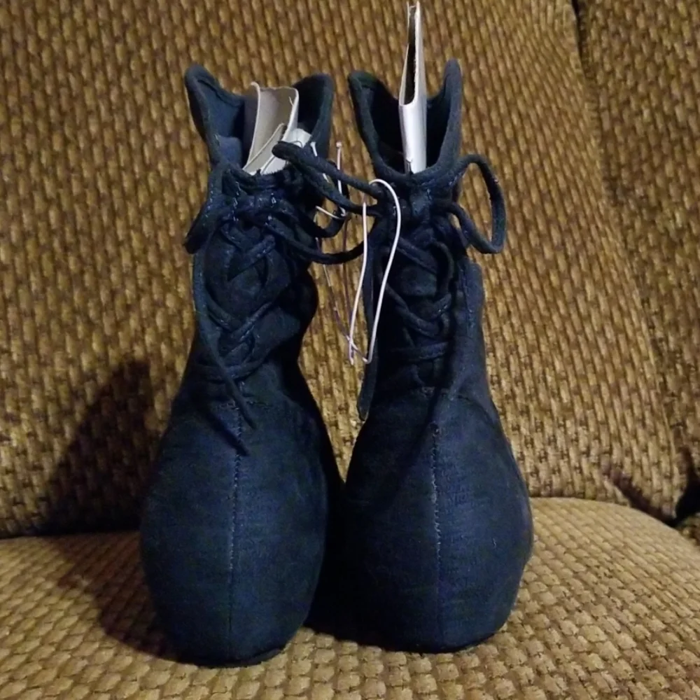 New ! Dark Navy Blue 6.5